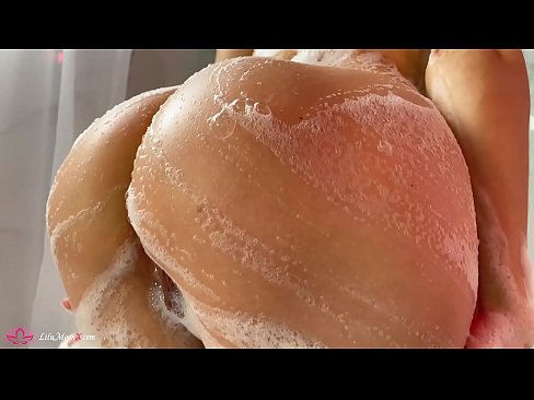 ❤️ Morena masturba o coño cun vibrador ata un orgasmo intenso na ducha ❤❌ Vídeo anal na pornografía gl.pinkporno.ru ﹏